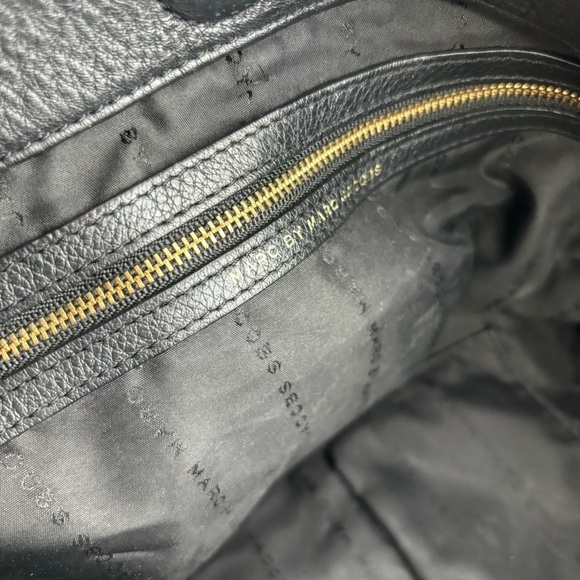 MARC BY MARC JACOBS SHOULDER /CROSSBODY TOTE BAG - Picture 4 of 11